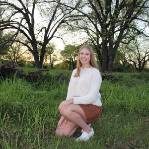 Meet your Posher, Hannah